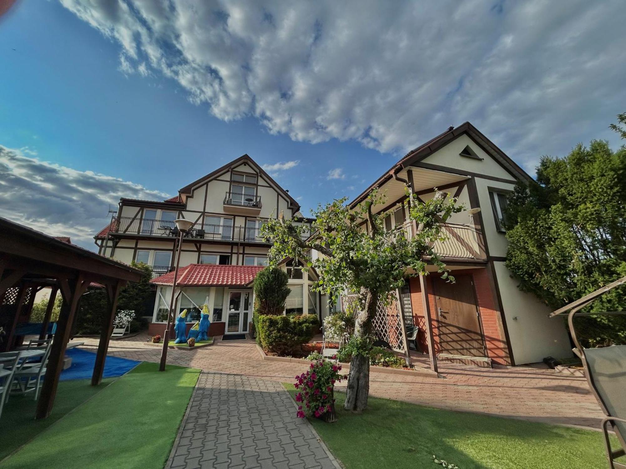 Hotel Polaris Krynica Morska Exteriér fotografie